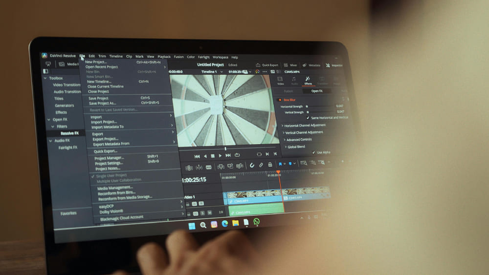 DaVinci Resolve page illustration