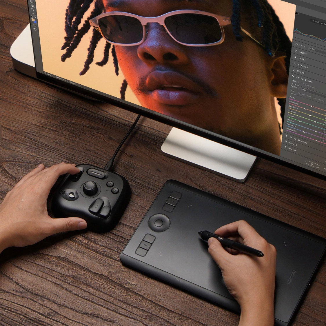 TourBoxーーデジタルクリエイターの必需品、No.1左手デバイス