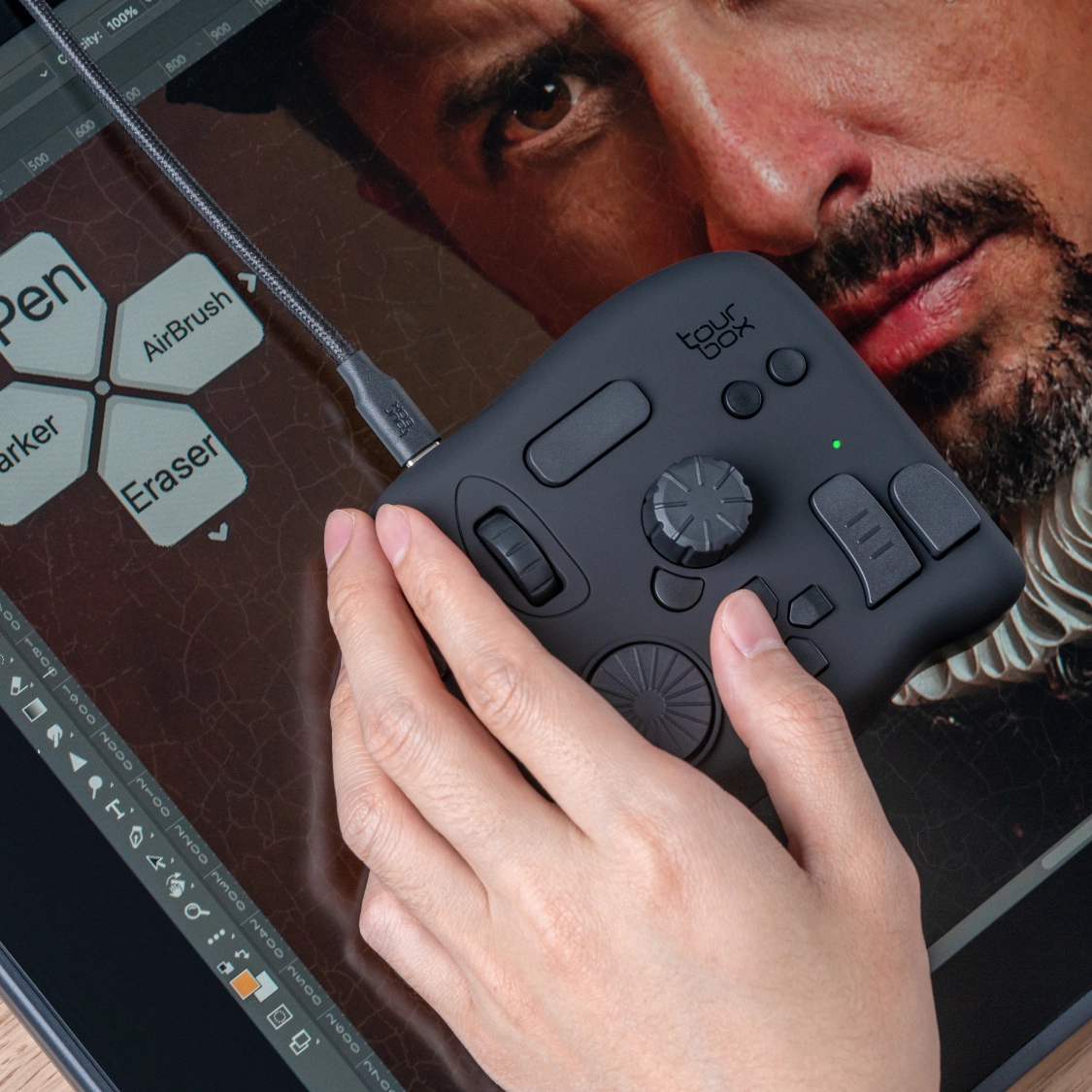 TourBoxーーデジタルクリエイターの必需品、No.1左手デバイス